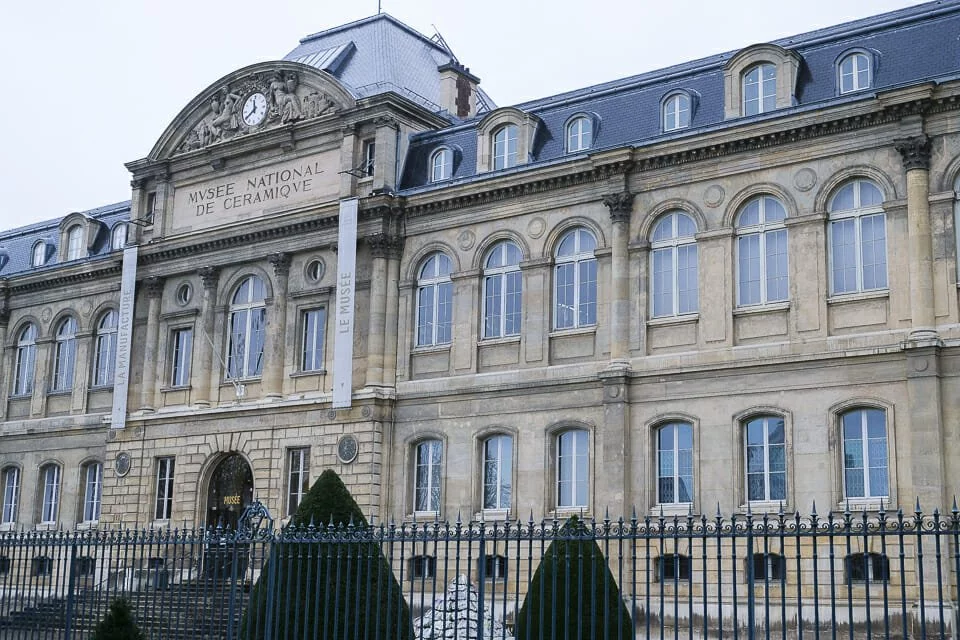 Sèvres-cité de la céramique, l'expérience de la couleur