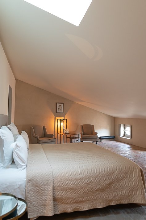 hotel-de-la-villeon-lisa-klein-michel-15